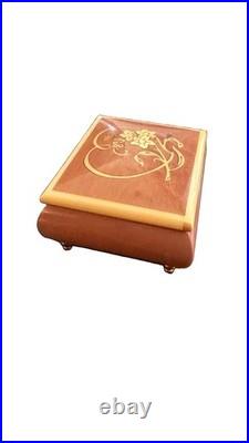 Reuge Swiss Music Box 6308 Wind Beneath My Wings Wood Inlay Jewelry Case Swiss