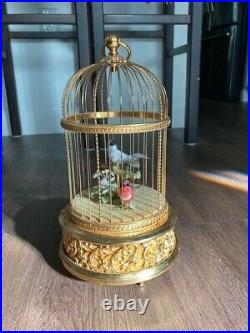 Reuge music bird cage Switzerland, Sainte Croix #10786. Gilded