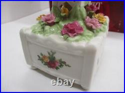 Royal Albert Old Country Roses Musical Mailbox With Kitten Mint in Box Works