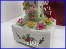 Royal Albert Old Country Roses Musical Mailbox With Kitten Mint in Box Works