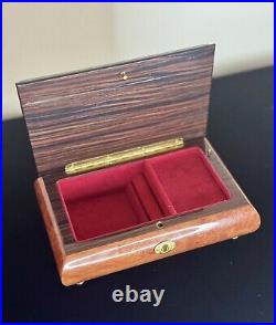 STUNNING Vintage San Fransisco Music Box Company Crafted In Italy