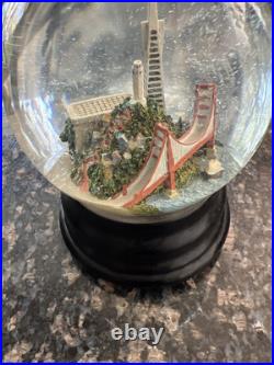 Saks Fifth Avenue SAN FRANCISCO Musical Snow Globe Retired