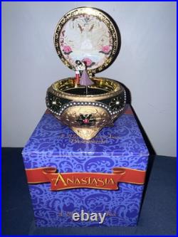 San Francisco Music Box Co. 1997 Anastasia Alexandra and Nicholas Hinged Trinket