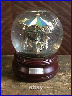 San Francisco Music Box Co. 6 Horse Snow Globe CarouselLimited Editionorig. Box