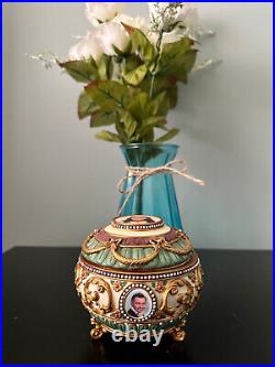 San Francisco Music Box Scarlett Gone With The Wind Trinket Music Box round rare San Francisco Music Box Scarlett Gone With The Wind Trinket Music Box round rare