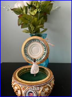 San Francisco Music Box Scarlett Gone With The Wind Trinket Music Box round rare San Francisco Music Box Scarlett Gone With The Wind Trinket Music Box round rare