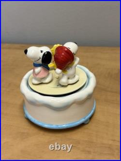 Schmid Snoopy SKATERS WALTZ Ice-Skate Music Box Very Rare HTF