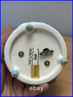 Schmid Snoopy SKATERS WALTZ Ice-Skate Music Box Very Rare HTF