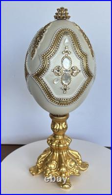 Signed Victoria Ostrich Egg Ivory Gold Tone Rhinestones Pedestal Swan Lake Music