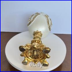Signed Victoria Ostrich Egg Ivory Gold Tone Rhinestones Pedestal Swan Lake Music