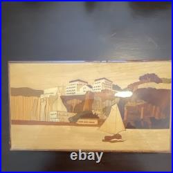 Sorrento Italy Inlaid Wood Music Box Torna a SurrientoVelvet Lined Burled Wood