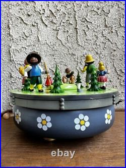 Steinbach S2 German Music Box Erzgebirge Folk Art WORKS Needs Restoration