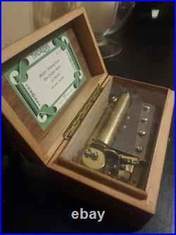 Swiss THORENS (pre-Reuge) 4/50 Shield Music Box, WOOD ART SERIES motzart VIDEO