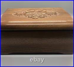 Switzerland Wood Cuendet Swiss inlaid music box, walnut 9 Switzerland Wood Cuendet Swiss inlaid music box, walnut 9