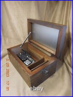 THORENS BICENTENNIAL LIBERTY BELL AD-30 MUSIC BOX With 5 4-1/2 DISCS (SEE VIDEO)