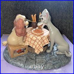 The Disney Store Lady and the tramp Figurine music box