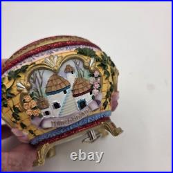 The San Francisco Music Box Company Dorothy And The Good Witch Music Box