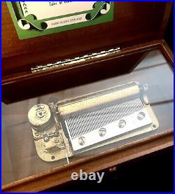 Thorens 3/50 Music Box Plays Rigoletto, Blue Danube, Tales of Hoffman. VIDEO Thorens 3/50 Music Box Plays Rigoletto, Blue Danube, Tales of Hoffman. VIDEO