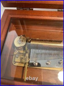 Thorens 36 Note Music Box. Walnut. Waltz, Die Forelle, Barcarolle. SEE VIDEO