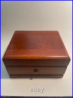 Thorens 36 Note Music Box. Walnut. Waltz, Die Forelle, Barcarolle. SEE VIDEO