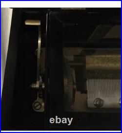 Tremolo Zither Music Box