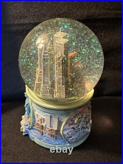 Twin Towers Snow Globe San Francisco Music Box Co. New York Skyline Pre 9/11 VTG