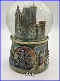 Twin Towers Snow Globe San Francisco Music Box Co. New York Skyline Pre 9/11 VTG