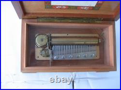 U23572 REUGE SainteCroix Music Box Switzerland 372 3 Songs 72 Notes G2U