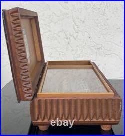 VINTAGE MCM Geometric Marquetry REUGE MUSIC BOX 72/3 Saint Croix RARE Works VINTAGE MCM Geometric Marquetry REUGE MUSIC BOX 72/3 Saint Croix RARE Works