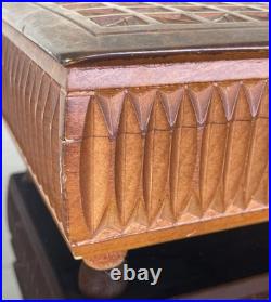 VINTAGE MCM Geometric Marquetry REUGE MUSIC BOX 72/3 Saint Croix RARE Works VINTAGE MCM Geometric Marquetry REUGE MUSIC BOX 72/3 Saint Croix RARE Works