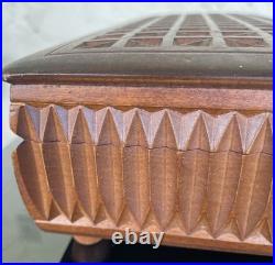 VINTAGE MCM Geometric Marquetry REUGE MUSIC BOX 72/3 Saint Croix RARE Works VINTAGE MCM Geometric Marquetry REUGE MUSIC BOX 72/3 Saint Croix RARE Works
