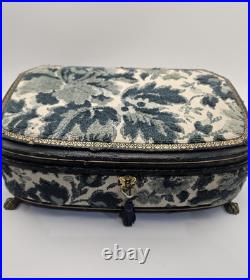 VNTG Italian Upholstered Jewelry REUGE Music Box Plays Love Story Lock & Key