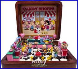 VTG Danbury Mint Happy Valentine's Day, Peanuts music box WORKS GREAT