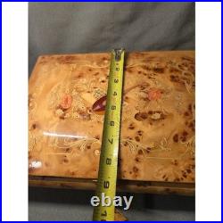 VTG Italian Sorrento Inlaid Burl Wood Musical Jewelry Box Mandolin Lute Motif