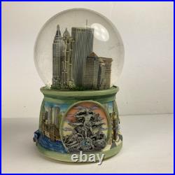 VTG Snow Globe New York City With Twin Towers by San Francisco Music Co ASO SATC