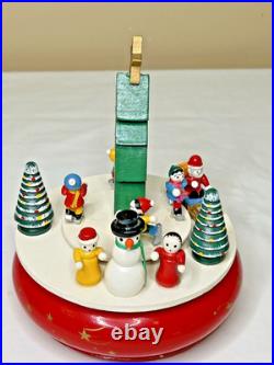 VTG Wendt & Kuhn Christmas Winter Procession Music Box Erzgebirge German Santa