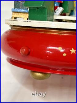 VTG Wendt & Kuhn Christmas Winter Procession Music Box Erzgebirge German Santa