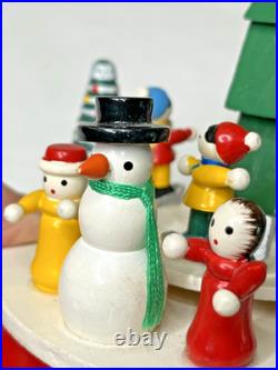 VTG Wendt & Kuhn Christmas Winter Procession Music Box Erzgebirge German Santa