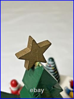 VTG Wendt & Kuhn Christmas Winter Procession Music Box Erzgebirge German Santa