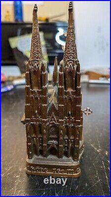 Vintage 1960's Kolner Dom Bronze Tone Jewelry Trinket Music Box w Key W. Germany