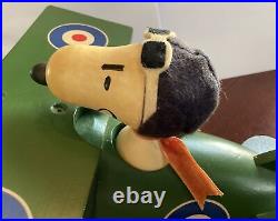 Vintage 1970 Peanuts Snoopy flying Bi-plane music box Sopwith Camel Schmid Bros