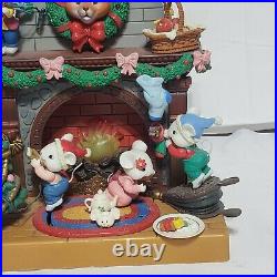 Vintage 1994 Lustre Fame Christmas Animated Musical Lighted Mice in Fireplace