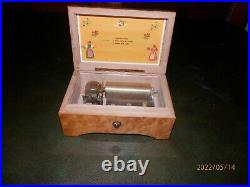 Vintage 3 Song Music Box Made in Switzerland Birds Eye Maple Veneer Shield Inlay