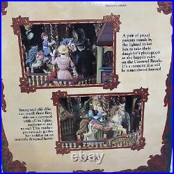 Vintage Enesco 1992 Rare Carousel Royale Action Illuminated Musical