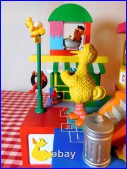 Vintage Enesco Sesame Street Deluxe Music Box Neighborhood Party 1993 withBox