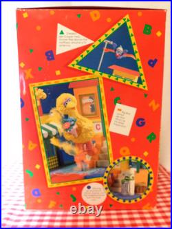 Vintage Enesco Sesame Street Deluxe Music Box Neighborhood Party 1993 withBox