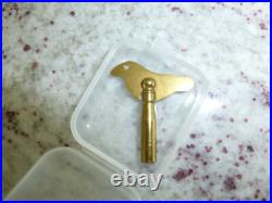 Vintage German Singing Bird Box Musical Automaton Bird Shape Key Original Key Vintage German Singing Bird Box Musical Automaton Bird Shape Key Original Key
