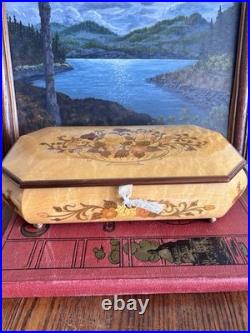 Vintage Italian Sorrento Wood memory Box