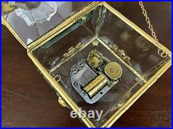 Vintage La Melodie Reuge Swiss Music Box Swarovski Crystal Gold Plated Swan 1980