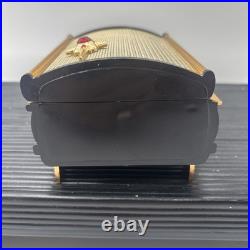 Vintage Lady Mate Musical Jewelry Box Plays Maidens Prayer Black & Gold